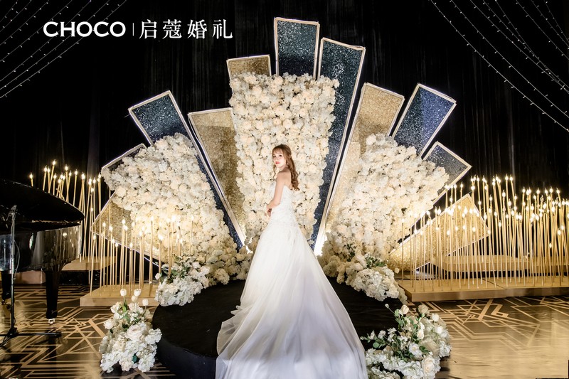 拍中式婚纱摄影照前要注意什么