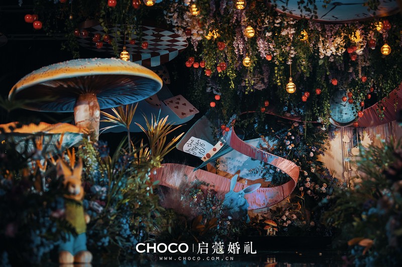 白色伴娘服配什么鞋子